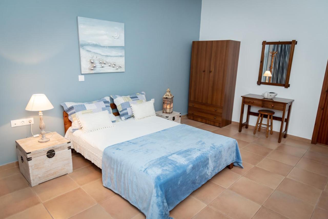 Panos Apartments Archangelos  Bagian luar foto